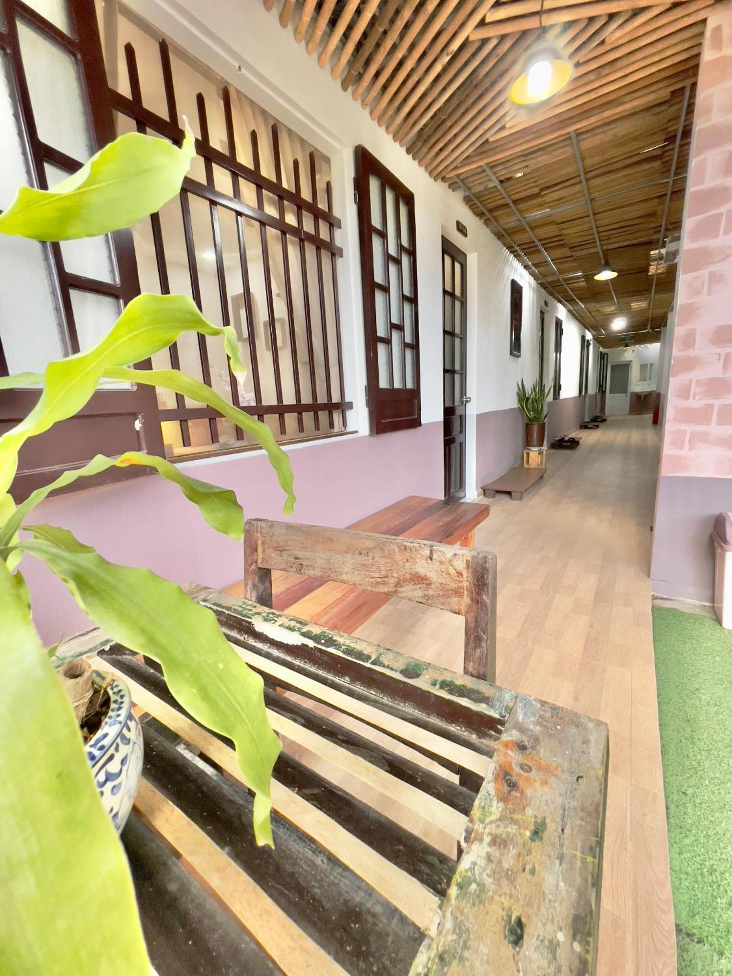 Homestay Minh Tu Hué Extérieur photo